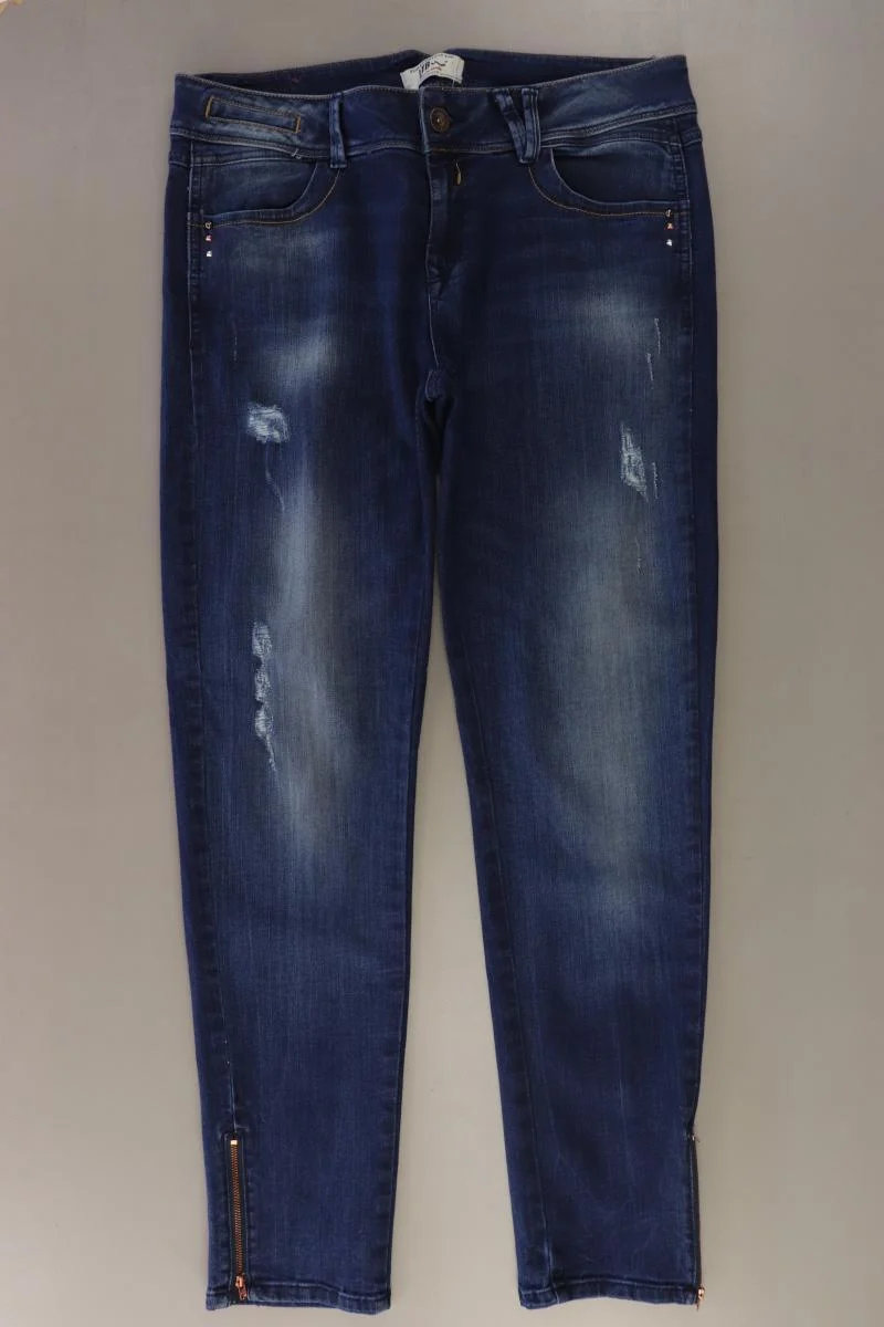 Second Hand Outfit Größe XXL mit Esprit Ärmellose Bluse in Gr. XXL und Tuch