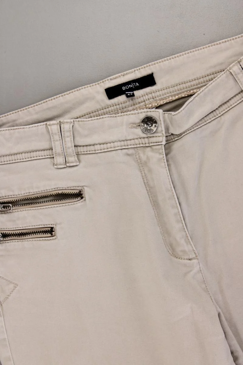 Bonita Hose Gr. 42 grau
