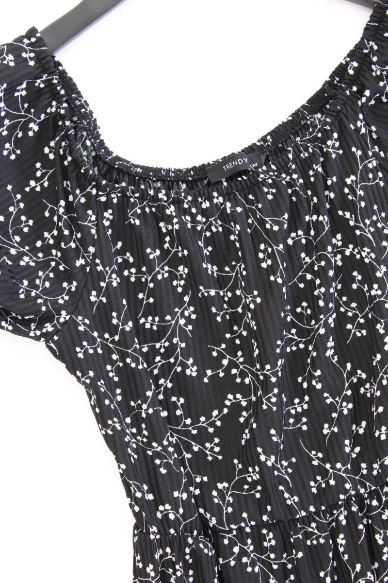Trendyol Kurzarmkleid Gr. M mit Blumenmuster schwarz