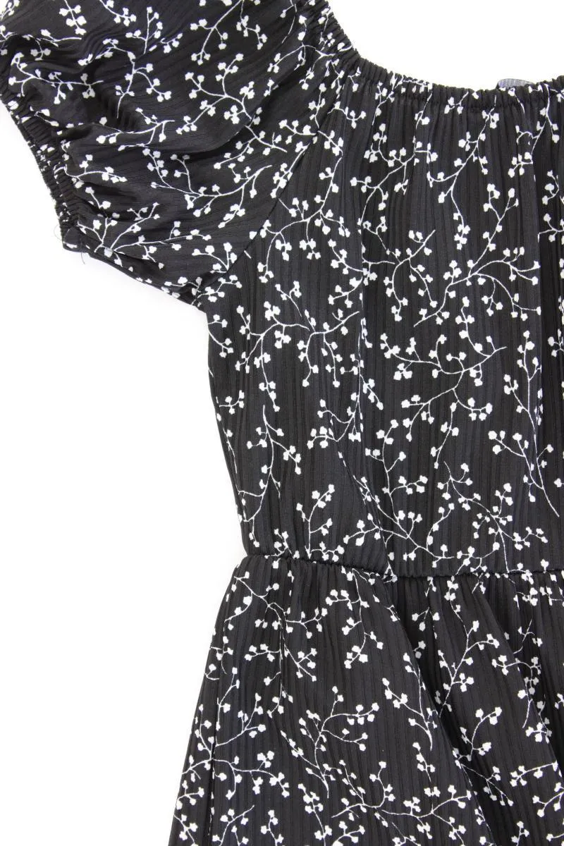 Trendyol Kurzarmkleid Gr. M mit Blumenmuster schwarz