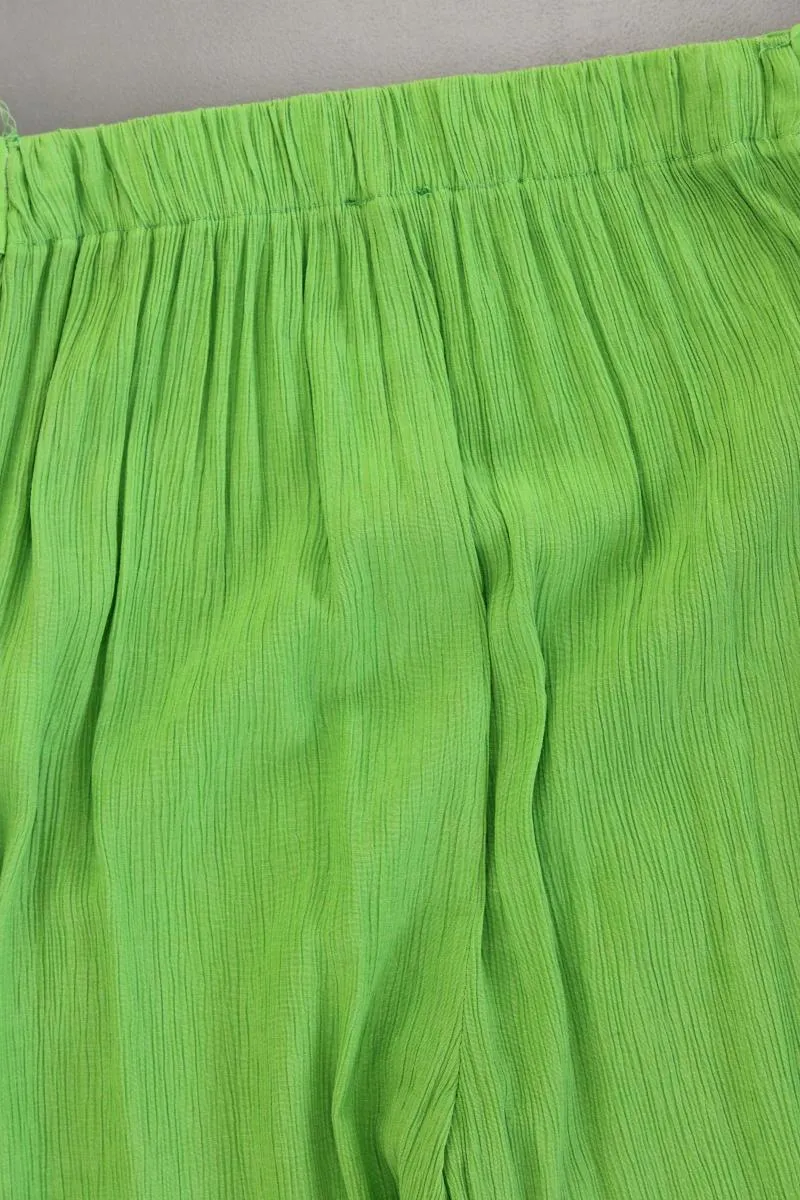 Trendyol Stoffhose Gr. 36 grün aus Viskose