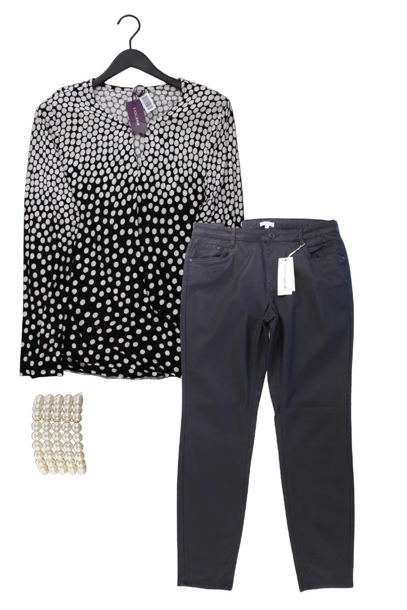 Second Hand Outfit Größe XL mit Lascana Printshirt in Gr. 44/46 und Armband