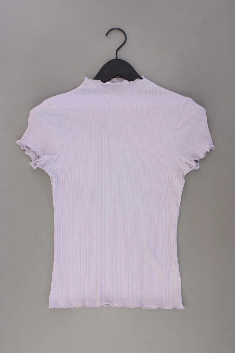 Second Hand Outfit Größe XS mit NA-KD T-Shirt in Gr. XS und Halskette
