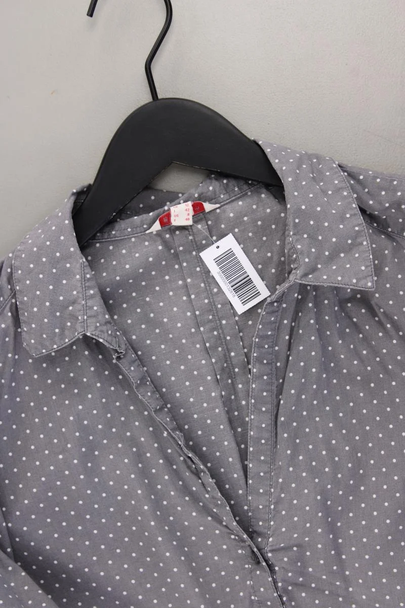 Second Hand Outfit Größe M mit Esprit Langarmbluse in Gr. 38 und Halskette