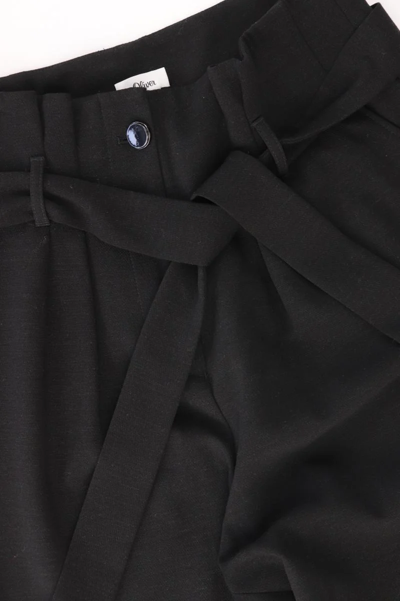 s.Oliver Stoffhose Gr. 40 mit Gürtel schwarz aus Polyester