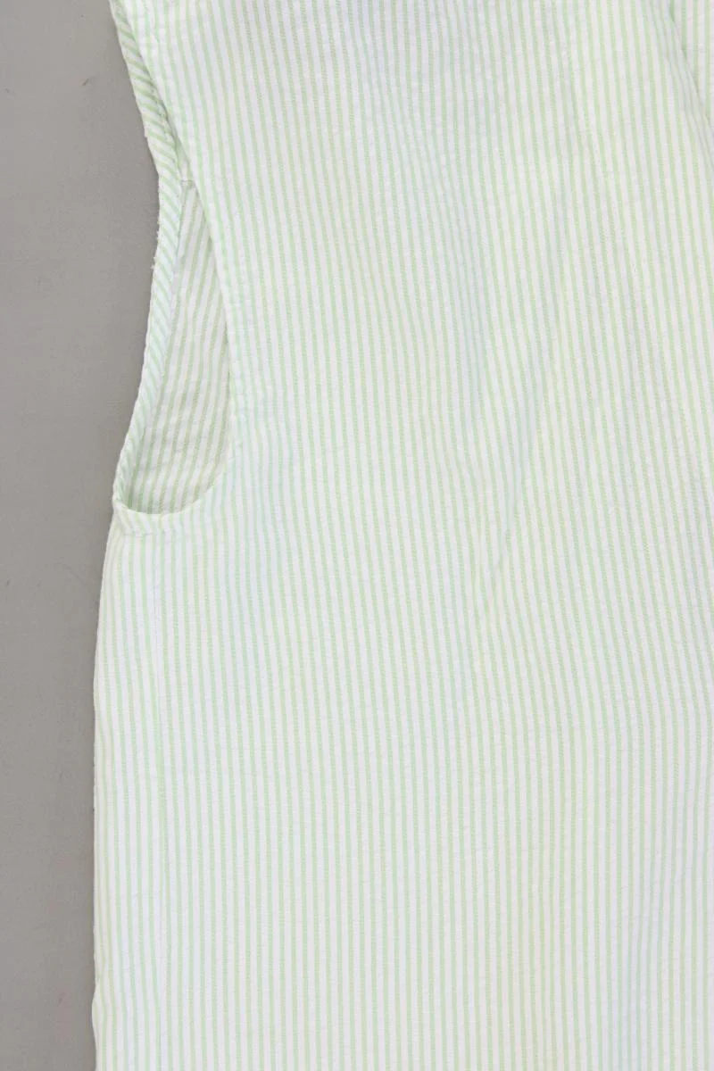 Second Hand Outfit Größe M mit Esprit Ärmellose Bluse in Gr. M und Halskette