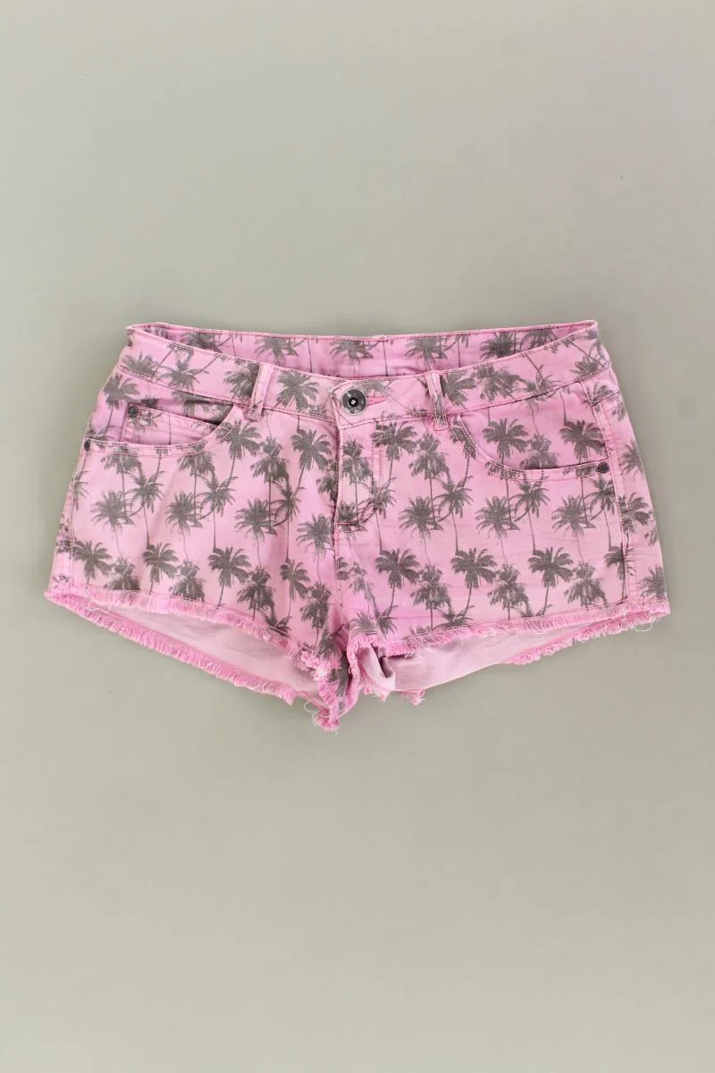 Second Hand Outfit Größe S mit Mango Spaghetti-Top in Gr. S, Hotpants in Gr. 36