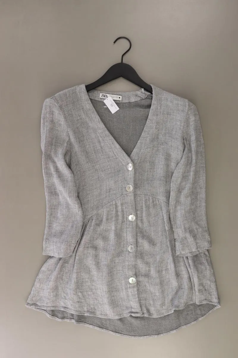 Second Hand Outfit Größe S mit Zara Regular Bluse in Gr. S und Halskette