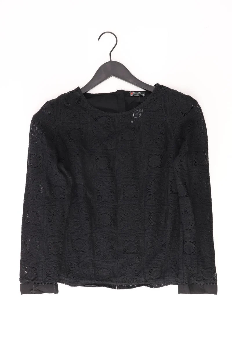 Second Hand Outfit Größe M mit Street One Spitzenbluse in Gr. 38 und Schal