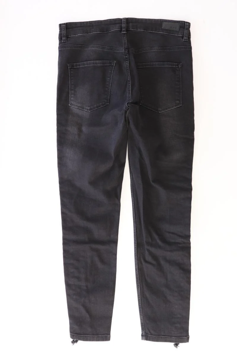 Second Hand Outfit Größe M mit Street One Spitzenbluse in Gr. 38 und Schal