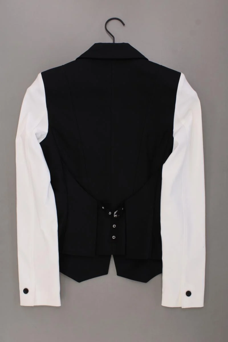 Second Hand Outfit Größe S mit Expresso Slim Blazer in Gr. 36 und Halskette
