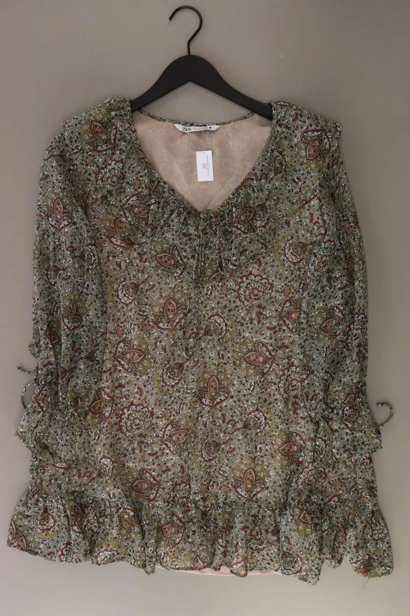 Second Hand Outfit Größe S mit Zara Regular Tunika in Gr. S und Halskette