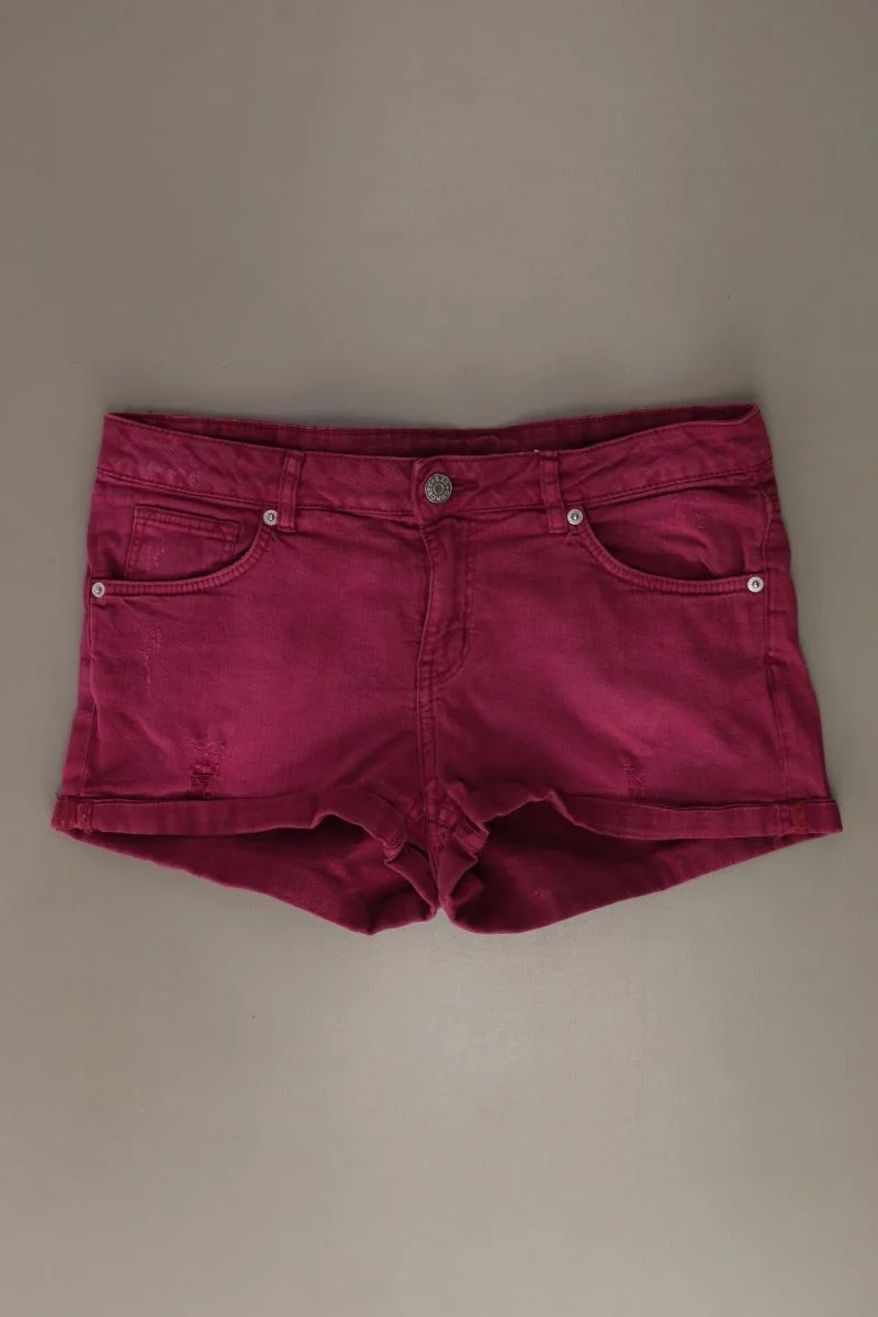 Second Hand Outfit Größe S mit Top in Gr. S, Hotpants in Gr. 36 und Accessoire