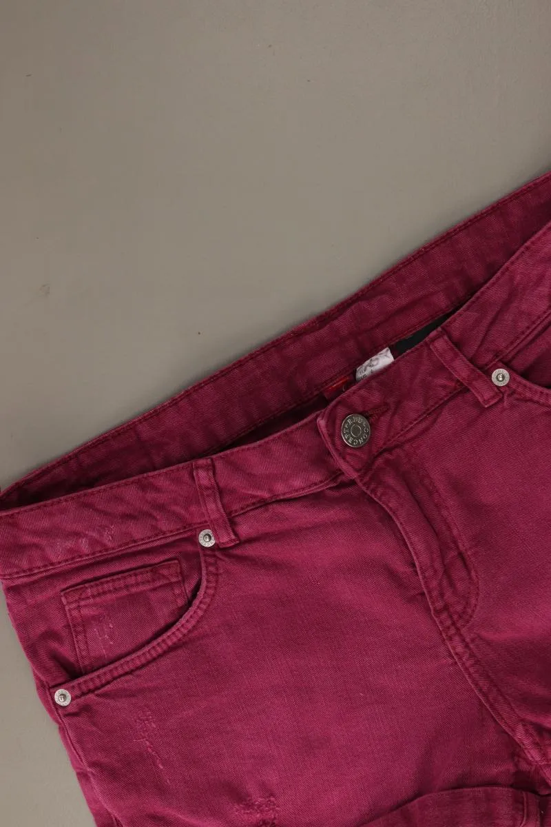 Second Hand Outfit Größe S mit Top in Gr. S, Hotpants in Gr. 36 und Accessoire