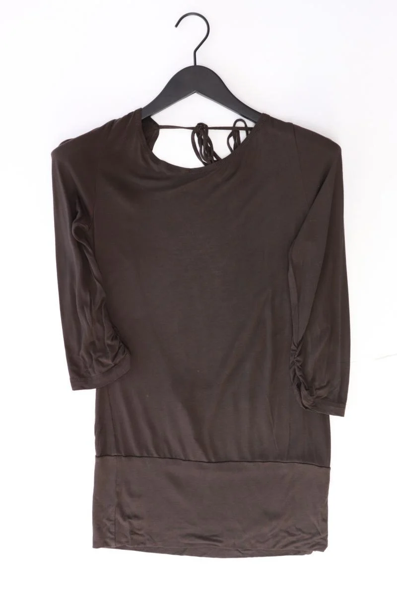 Second Hand Outfit Größe S mit Vero Moda Regular Shirt in Gr. S und Halskette