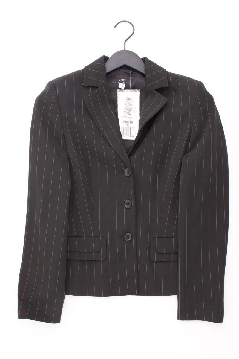 Second Hand Outfit Größe S mit Apart Classic Blazer in Gr. 36 und Halskette