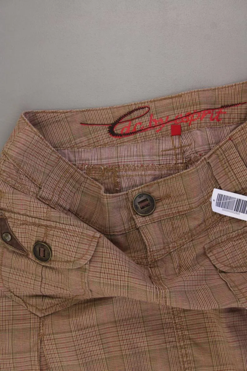 Second Hand Outfit Größe XS mit Street One Rüschentop in Gr. 34 und Halskette