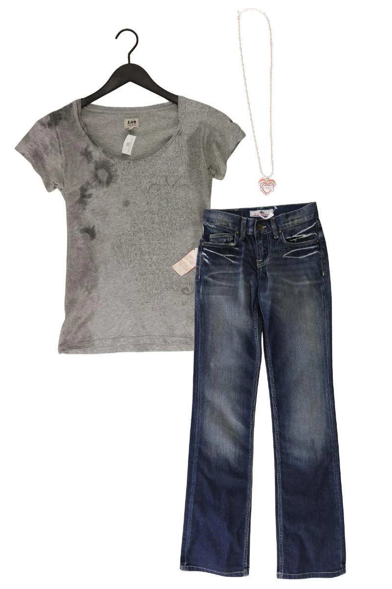Second Hand Outfit Größe XS mit Lee Printshirt in Gr. XS und Halskette