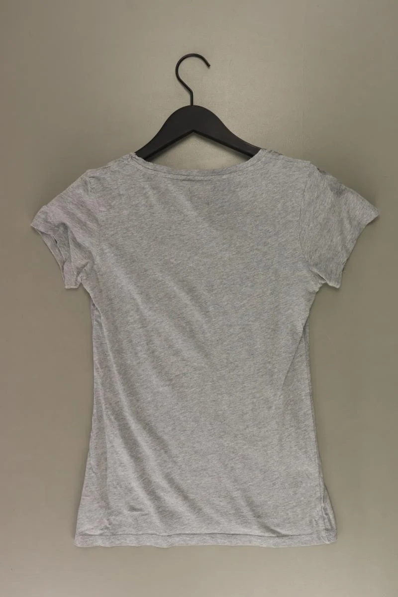 Second Hand Outfit Größe XS mit Lee Printshirt in Gr. XS und Halskette
