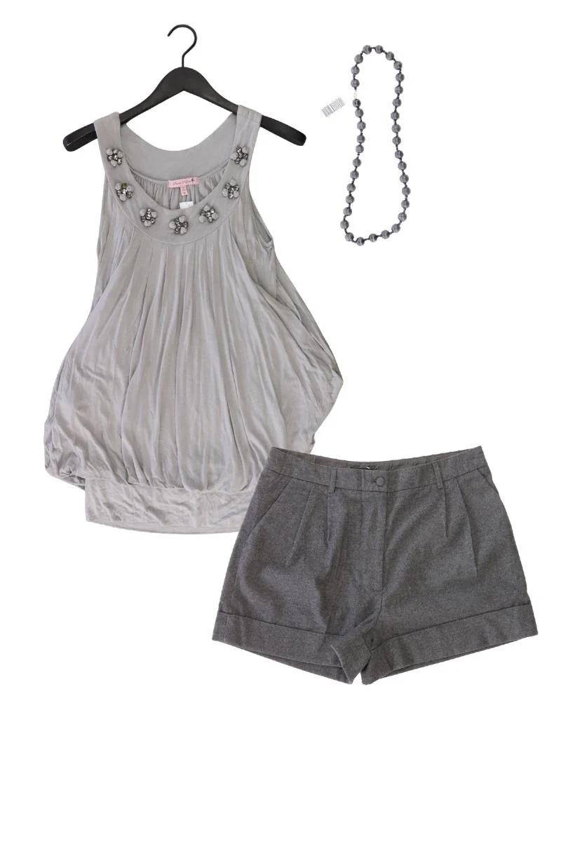 Second Hand Outfit Größe M mit Trägertop in Gr. M, H&M Shorts in Gr. 38