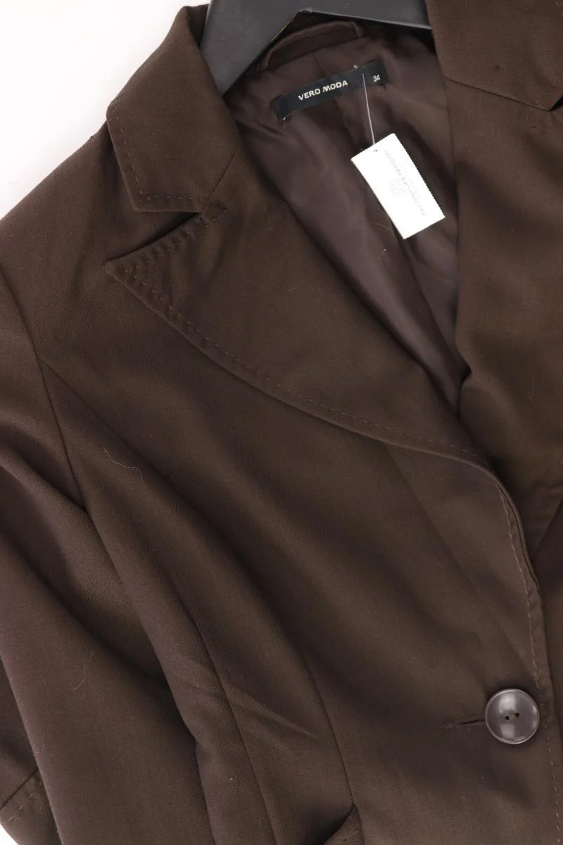 Second Hand Outfit Größe XS mit Slim Blazer in Gr. 34 und Schmuck