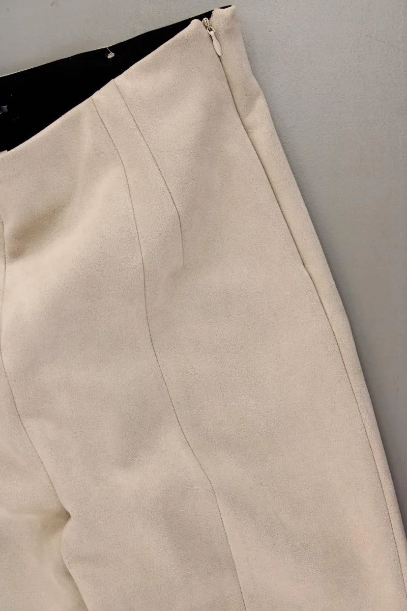 Second Hand Outfit Größe L mit comma, Classic Blazer in Gr. 42 und Halskette