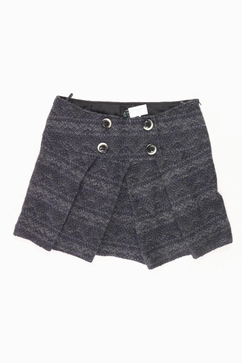 Second Hand Outfit Größe M mit Street One Karobluse in Gr. 38 und Halskette