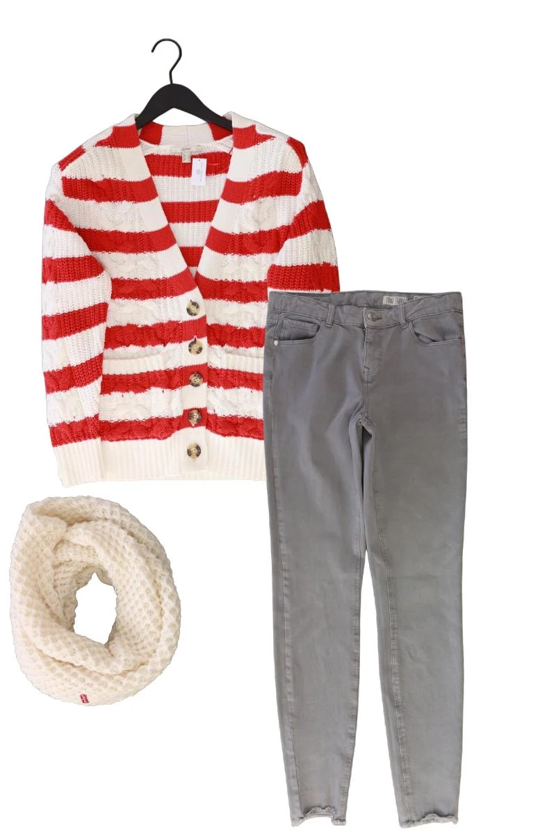 Second Hand Outfit Größe S mit Esprit Strickjacke in Gr. S und Schal