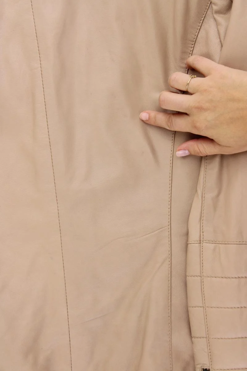 Reverso Lederjacke Gr. 42 creme