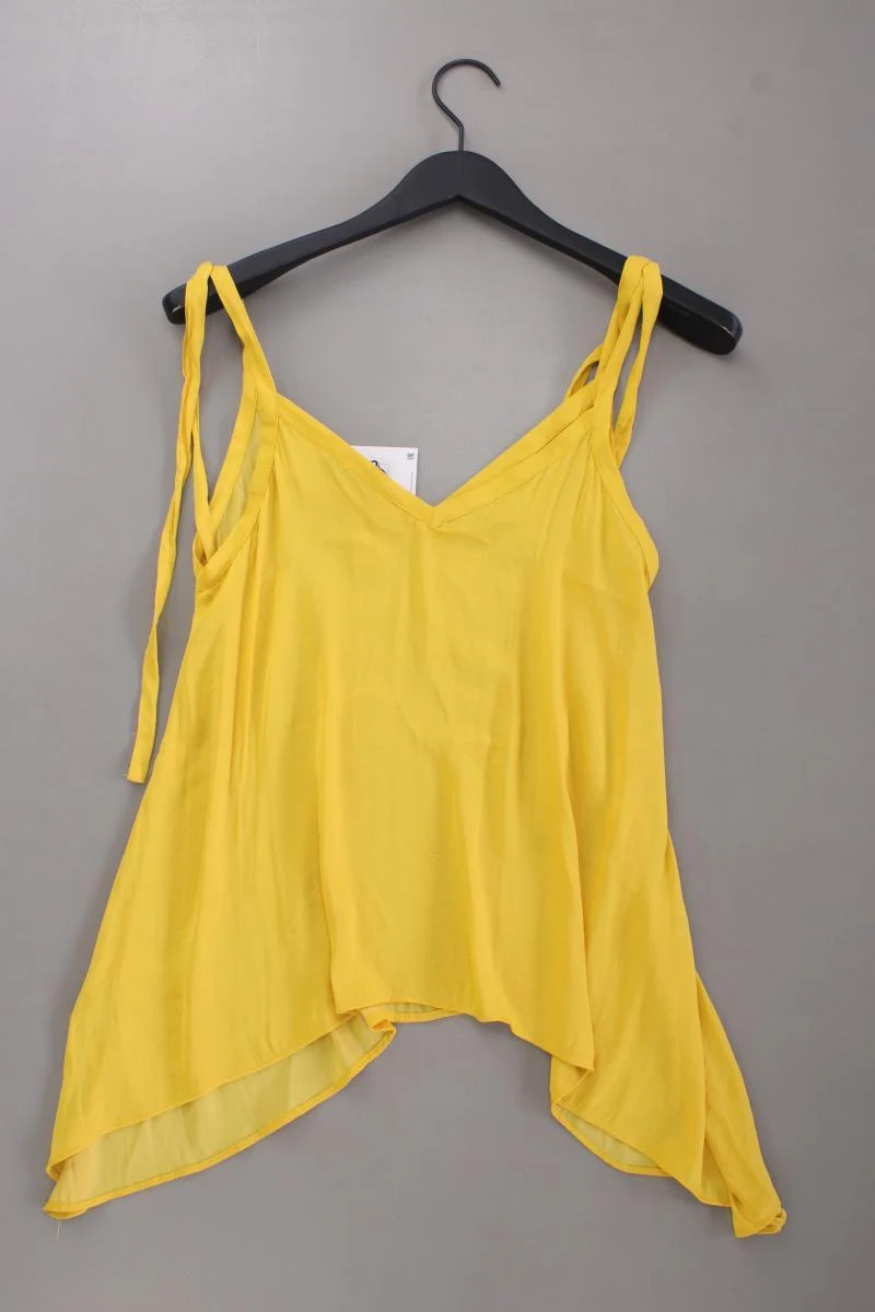 Second Hand Outfit Größe S mit Zara Spaghetti-Top in Gr. S und Accessoire