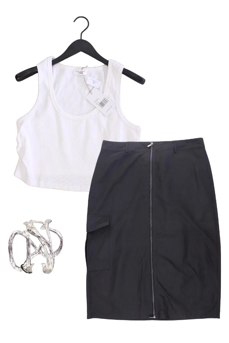 Second Hand Outfit Größe XXL mit About You Crop Top in Gr. 50 und Armband