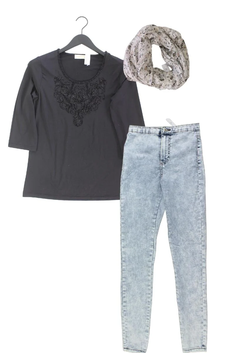 Second Hand Outfit Größe S mit Judith Williams Classic Shirt in Gr. 36 und Tuch