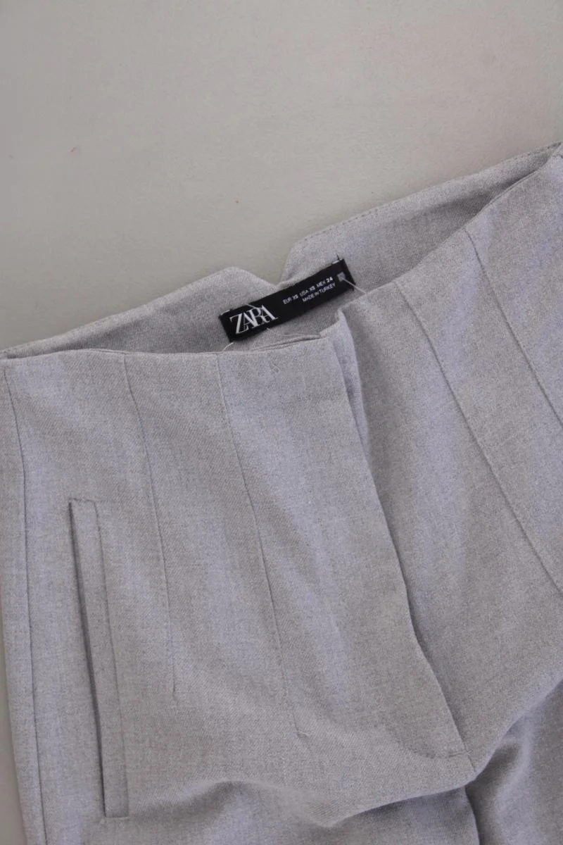Zara Stoffhose Gr. XS grau aus Viskose