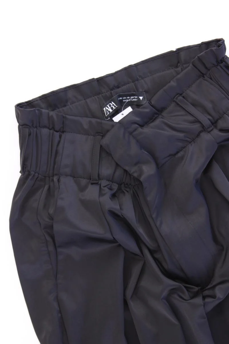 Zara Cargohose Gr. XS schwarz