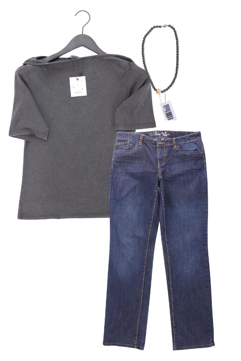 Second Hand Outfit Größe XL mit Zara T-Shirt in Gr. XL und Halskette