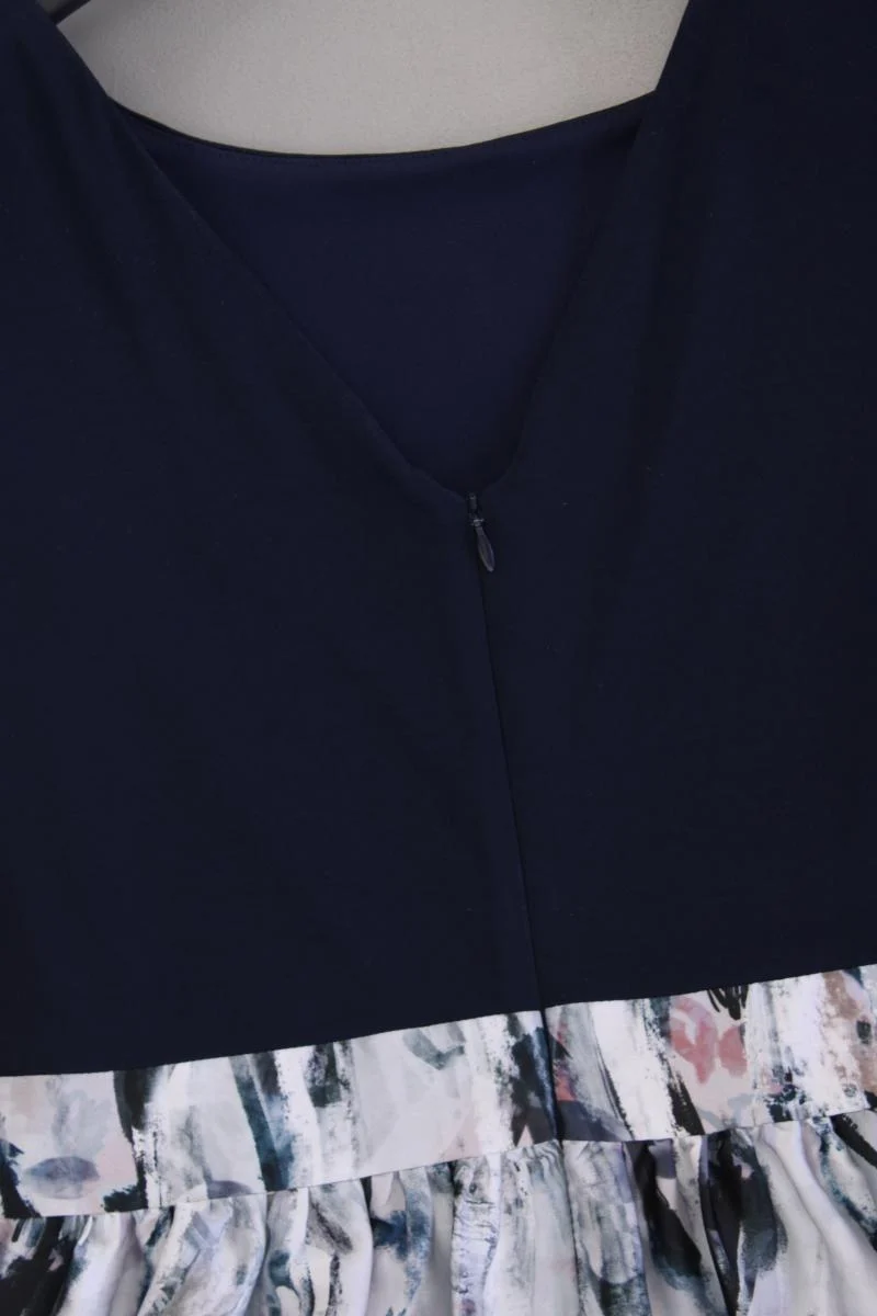 Swing Abendkleid Gr. 40 neuwertig Ärmellos blau aus Polyester