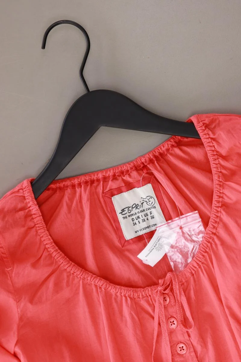 Second Hand Outfit Größe XS mit Esprit Langarmbluse in Gr. 34 und Halskette